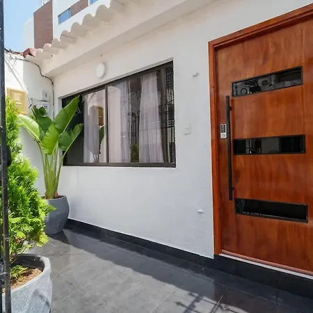 7 Bedroom Gorgeous Vacation - Close To Walled Сasa de vacaciones *