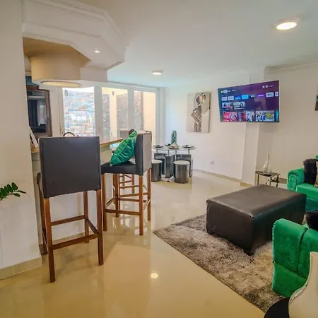 7 Bedroom Gorgeous Vacation - Close To Walled Сasa de vacaciones Cartagena