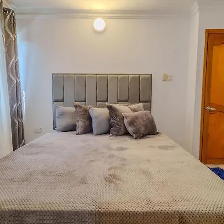 Сasa de vacaciones 7 Bedroom Gorgeous Vacation - Close To Walled Cartagena