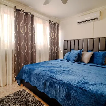 Сasa de vacaciones 7 Bedroom Gorgeous Vacation - Close To Walled